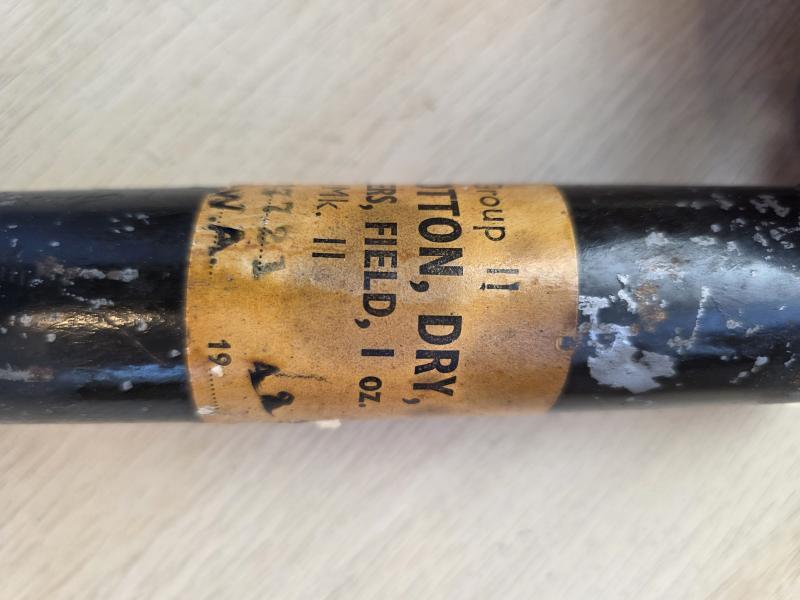 Primer tube Gun cotton.